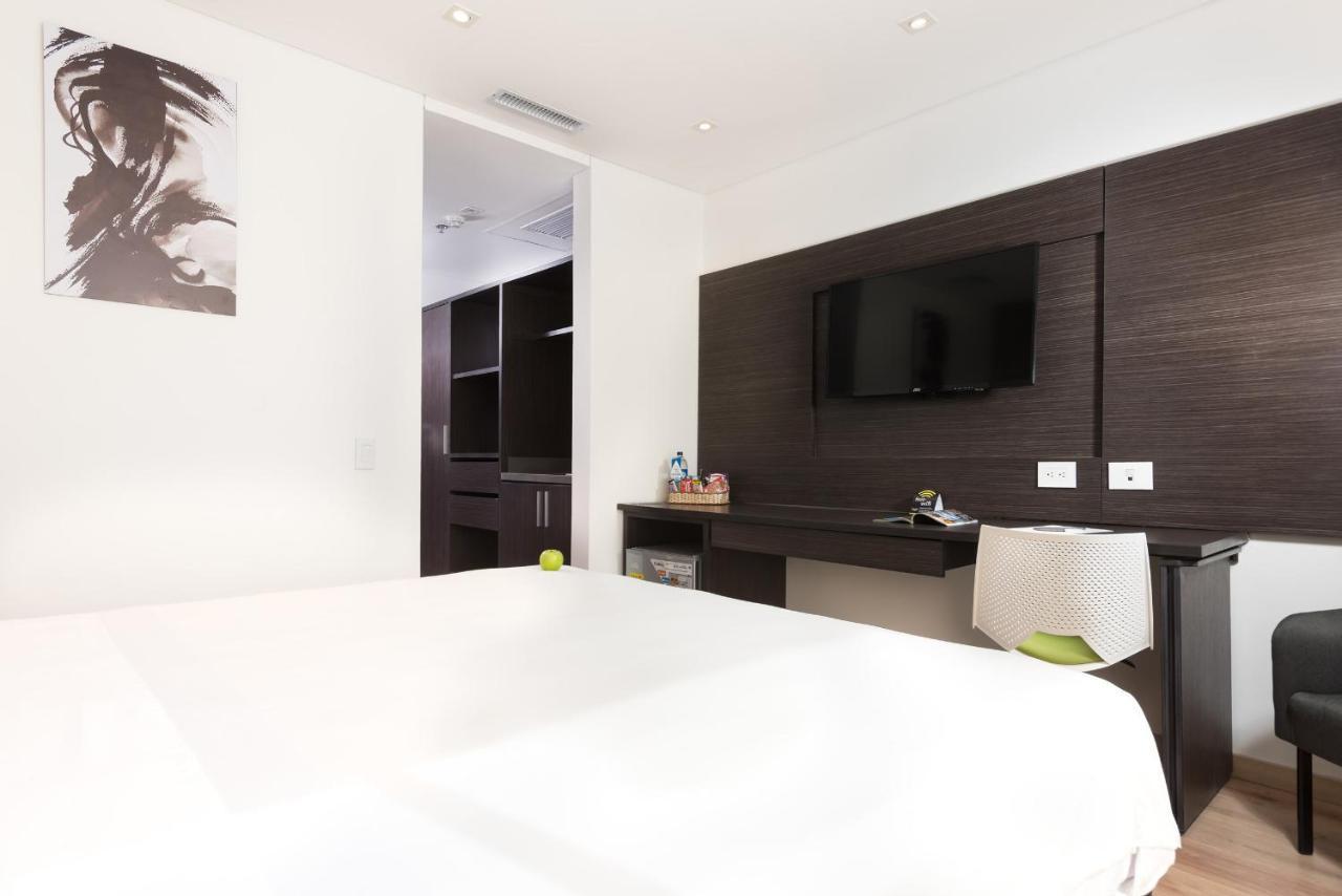 Sercotel Suites Bogota Norte Екстериор снимка